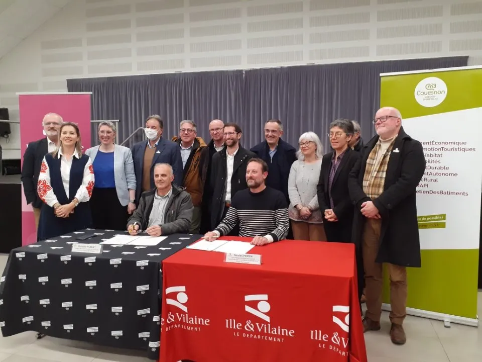 Signature du contrat départemental de solidarité territoriale entre la Communauté de communes Couesnon Marches de Bretagne et le Département 