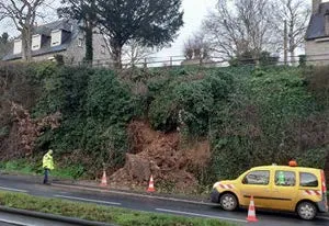 Glissement de terrain sur la RD 168 : fermeture de la voie lente jusqu’à nouvel ordre