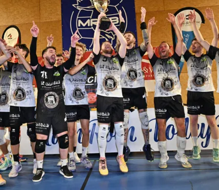 Coupe du Département 2025 de volley-ball : l'UGC Vallons de Vilaine sacré chez les femmes et Pipriac chez les hommes